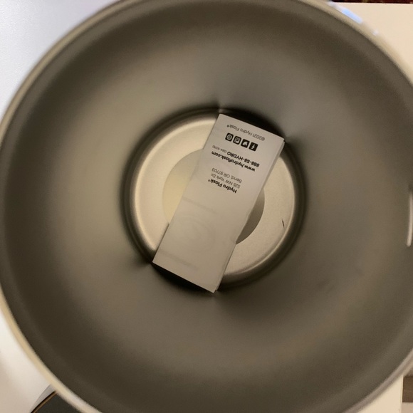 Hydro Flask 24oz Mug ‘lupine’ color. NWT, never used & with instruction pamphlet - Picture 2 of 4